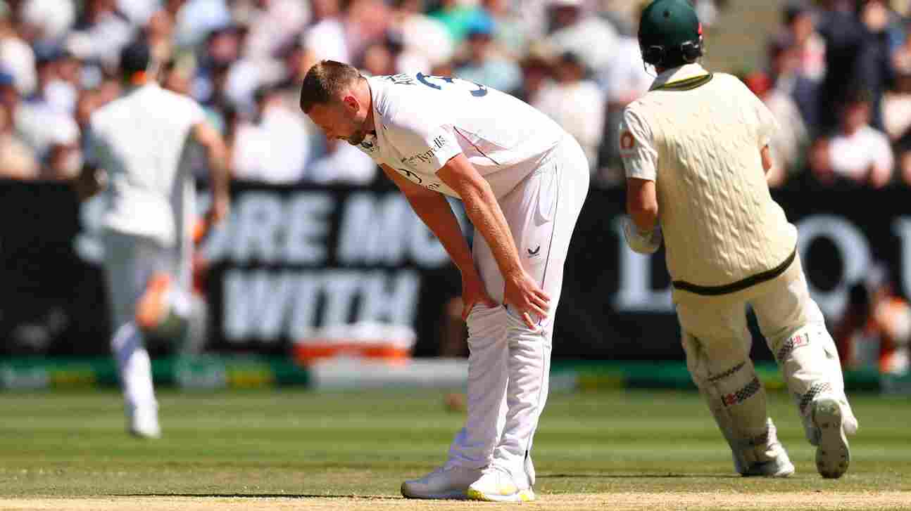 England suffer new injury blow as Gus Atkinson leaves field