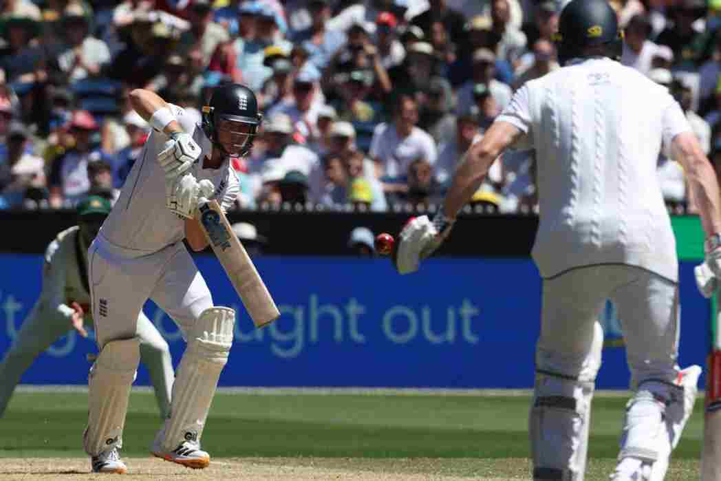 Ashes, 4th Test: England break the drought with thumping MCG win