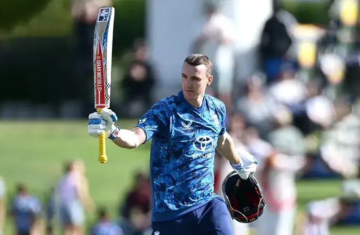 Harry Brook apologises after nightclub altercation