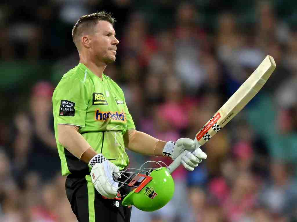 David Warner commits to Big Bash future with Sydney Thunder, signs one-year extension