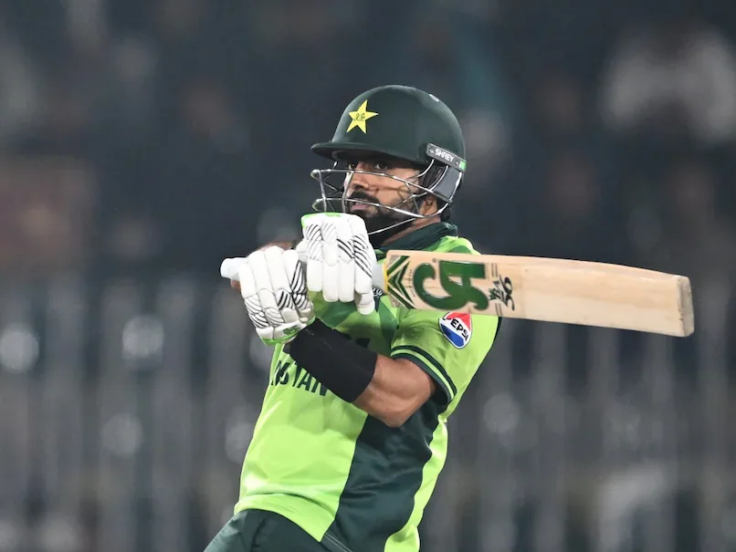 Pakistan unveil T20 World Cup squad, Babar returns, Haris Rauf left out